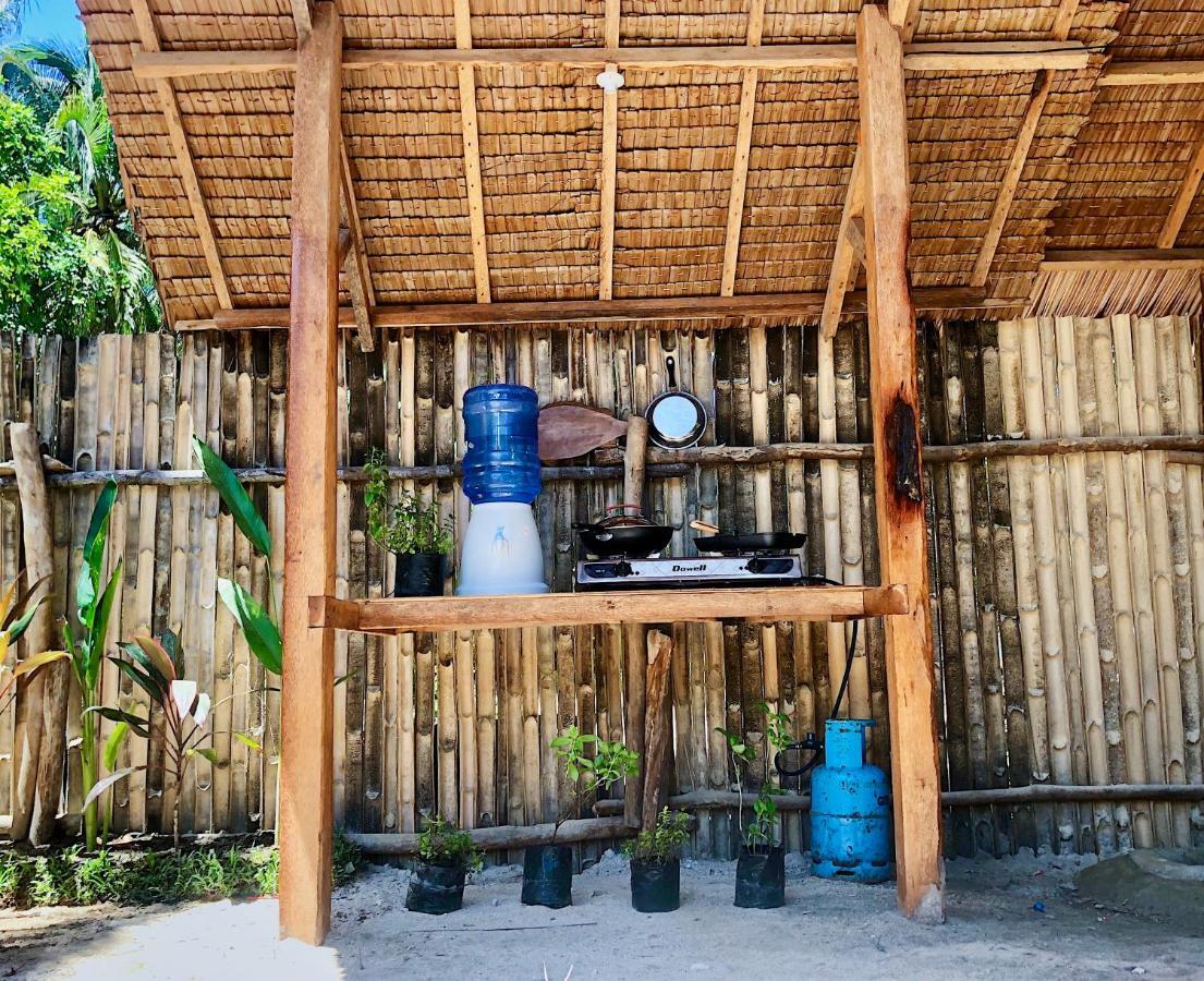 "Triangle Hut" Camp Fuego Siargao Hotel Catangnan Eksteriør billede